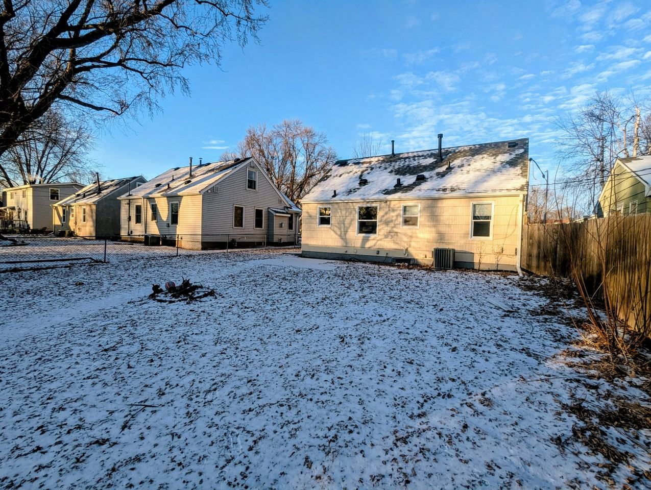 7133 2nd Ave S - Photo 3 of 12