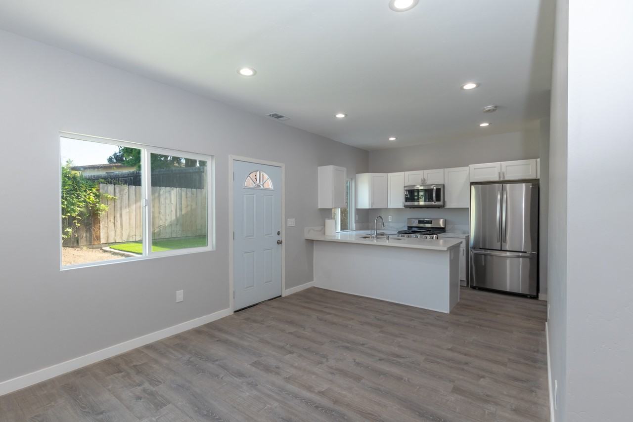 5158 Ewing St #NA - Photo 2 of 20