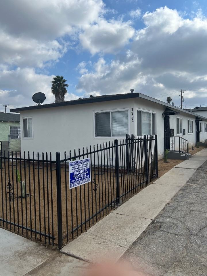 1232 W 94th St - Photo 3 of 10