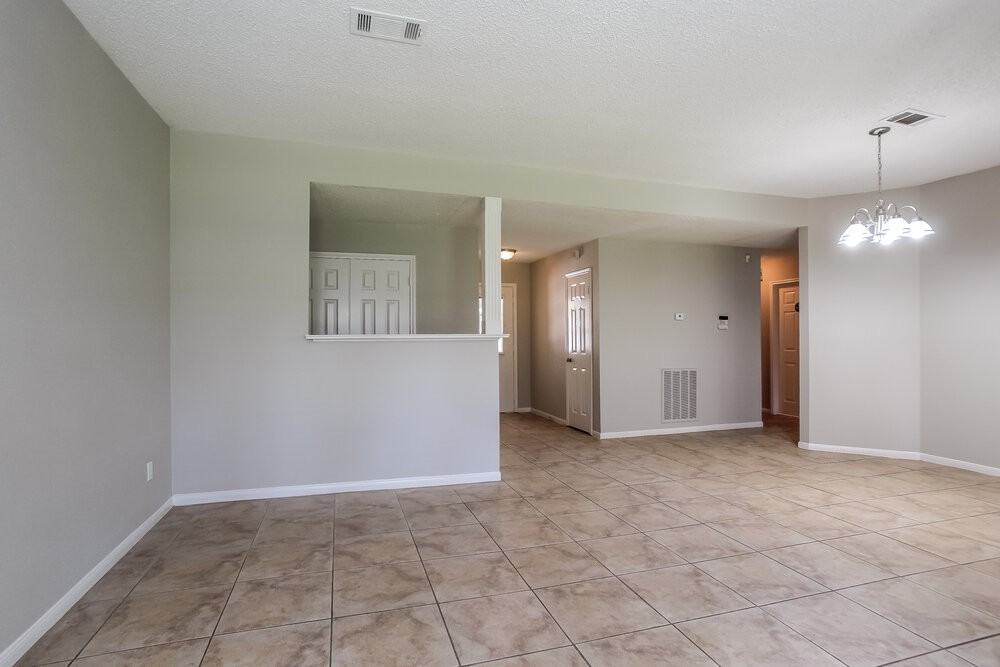 12603 Mill Ridge Dr - Photo 3 of 16