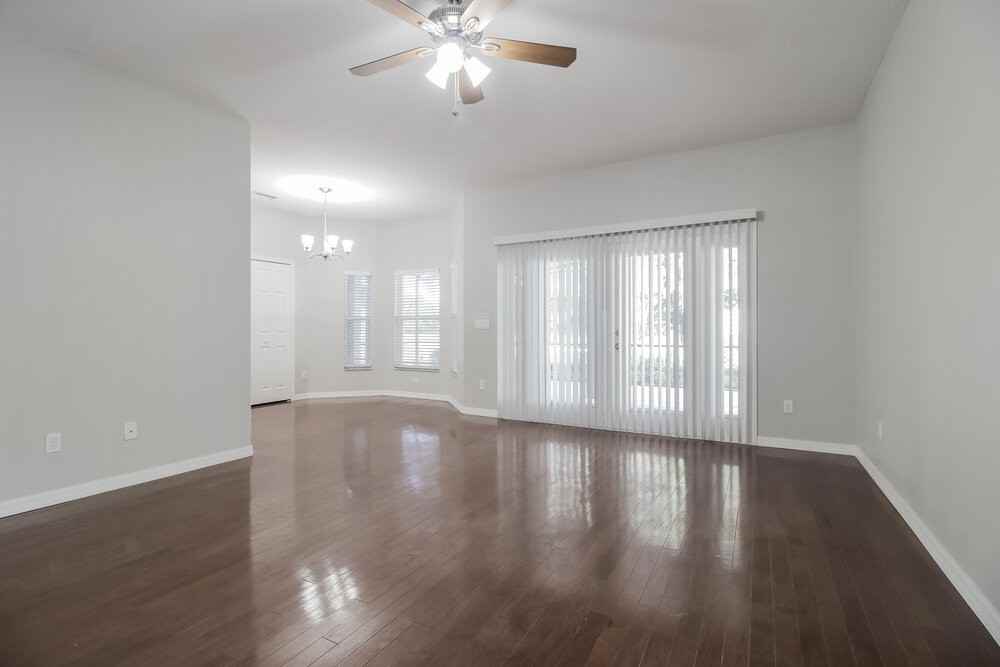 1605 Shadowood Ct - Photo 4 of 16