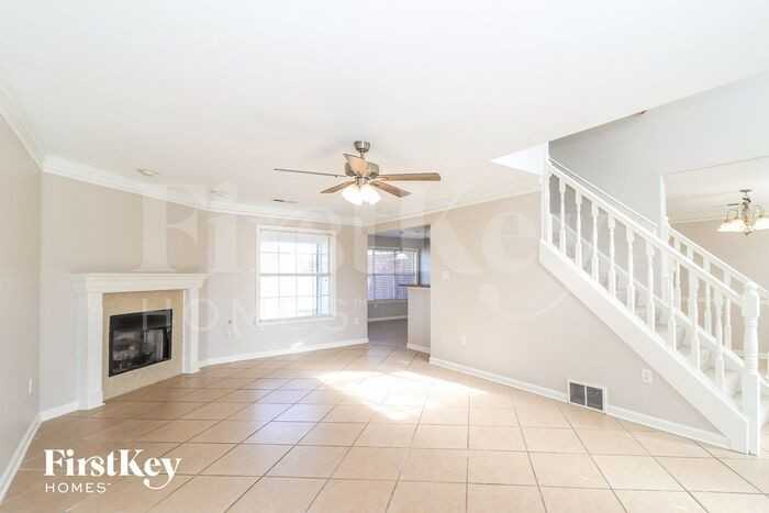 1607 Far Dr - Photo 3 of 13