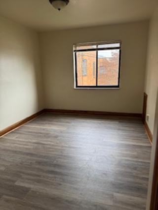 605 5th Street West - Photo 2 of 6