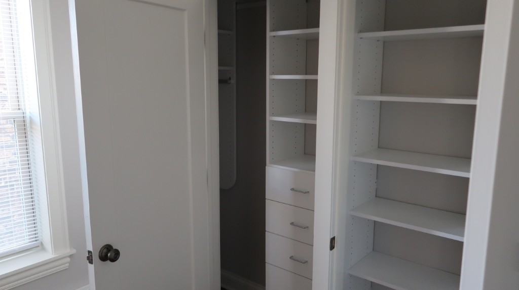 640 W Wrightwood Ave #115 - Photo 7 of 10
