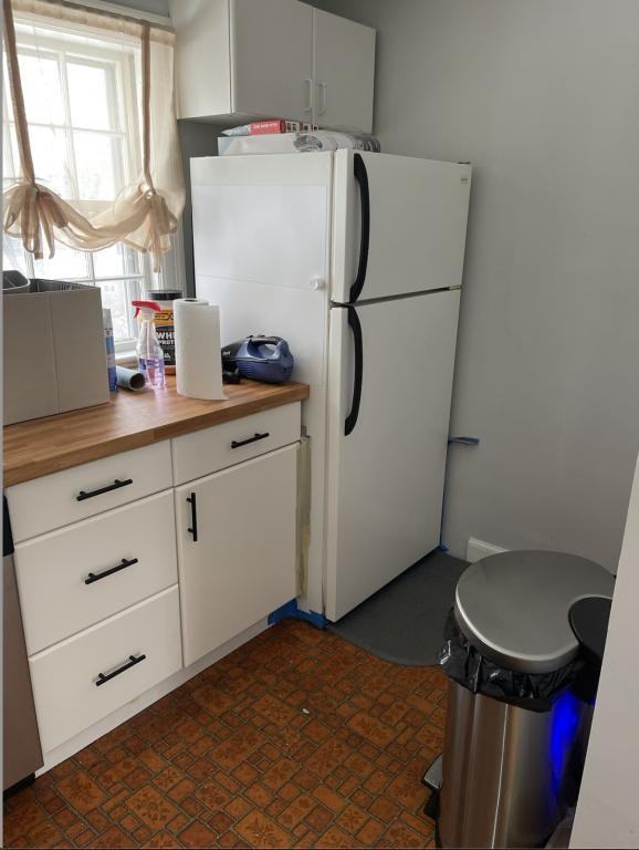 112 Union St - Photo 2 of 4