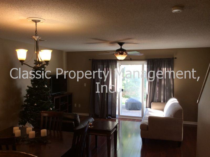 5543 N Fairmount Ave - Photo 3 of 10