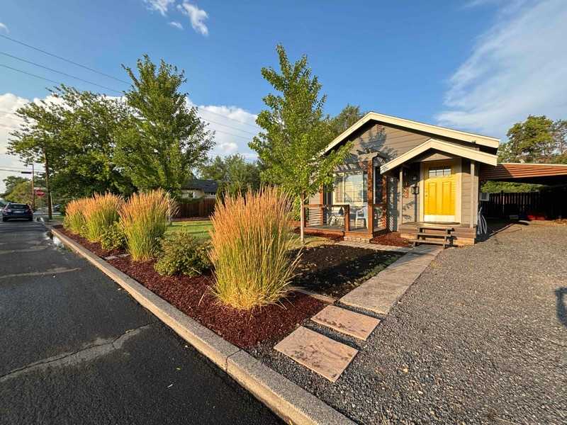 126 Southwest 4th Street - Photo 2 of 22