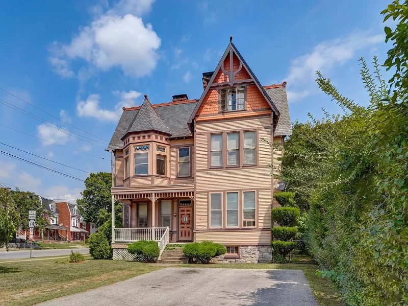 956 Linden Ave - Photo 2 of 18