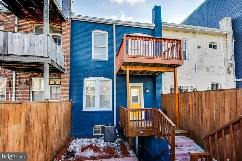 517 Columbia Rd Nw - Photo 2 of 22