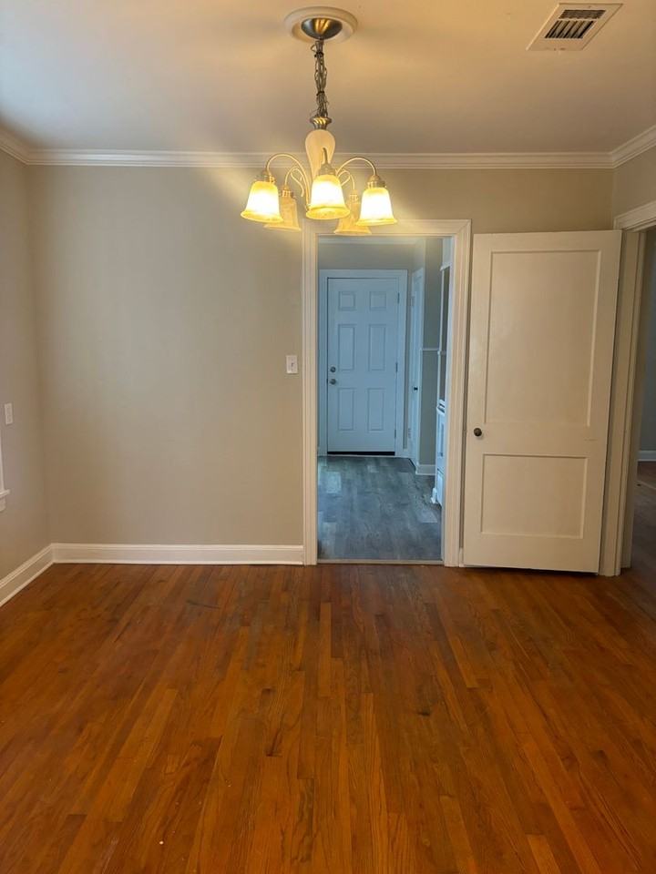 3827 Maryland Ave - Photo 7 of 9