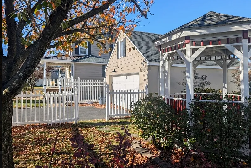 233 Union Ave #NA - Photo 3 of 13