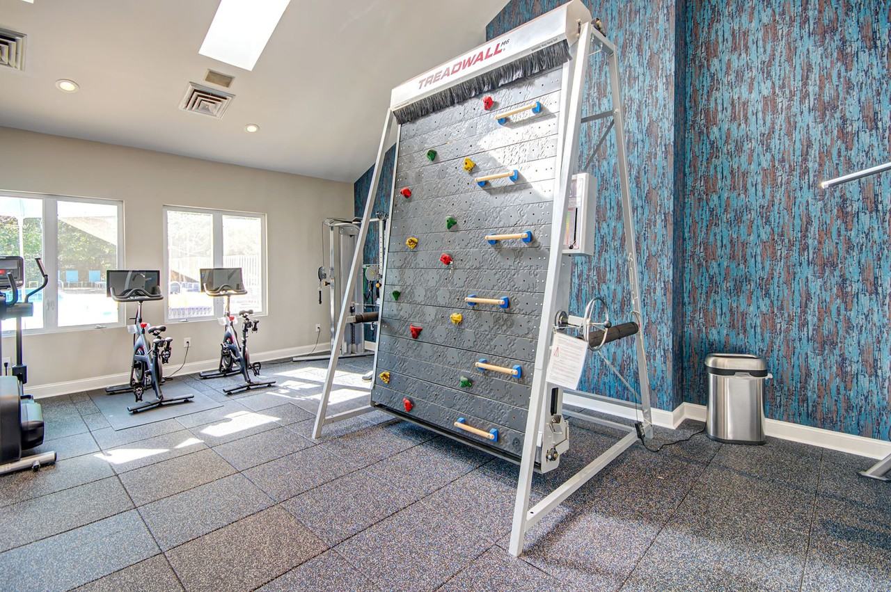 Woodside Apartments - Photo 6 of 21