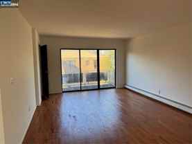 252 Collignon Way Apt 4b - Photo 1 of 1