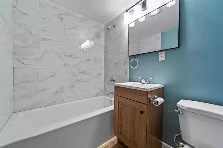 5219 50 Ave - Photo 2 of 8