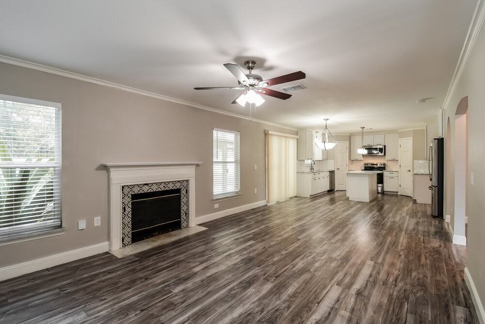 2712 Cobblestone Forest Cir W - Photo 5 of 17