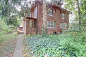 featured image of 506 South Lynn Street