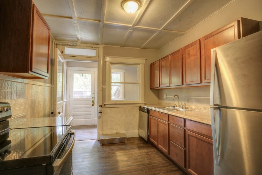 506 South Lynn Street - Photo 6 of 22