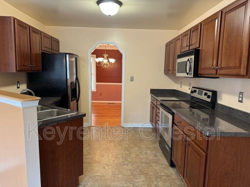 5517 Takach Rd - Photo 4 of 14