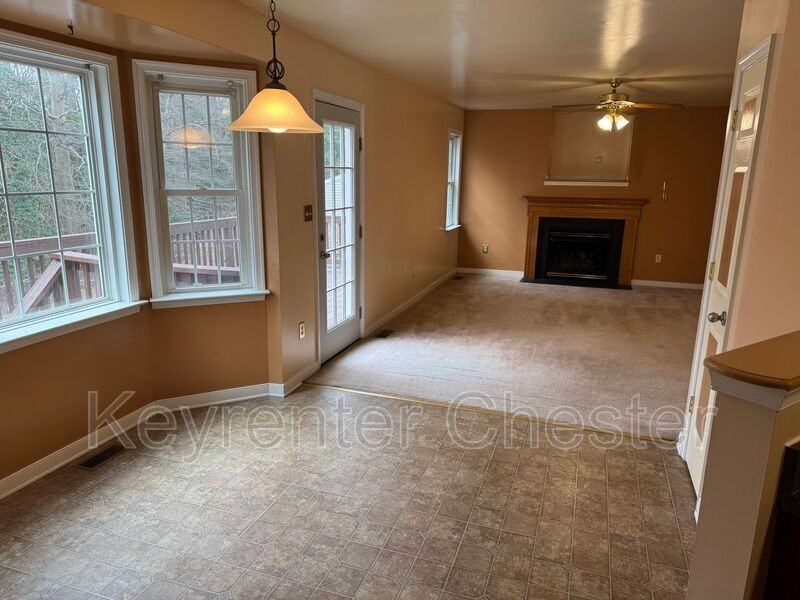 5517 Takach Rd - Photo 5 of 14