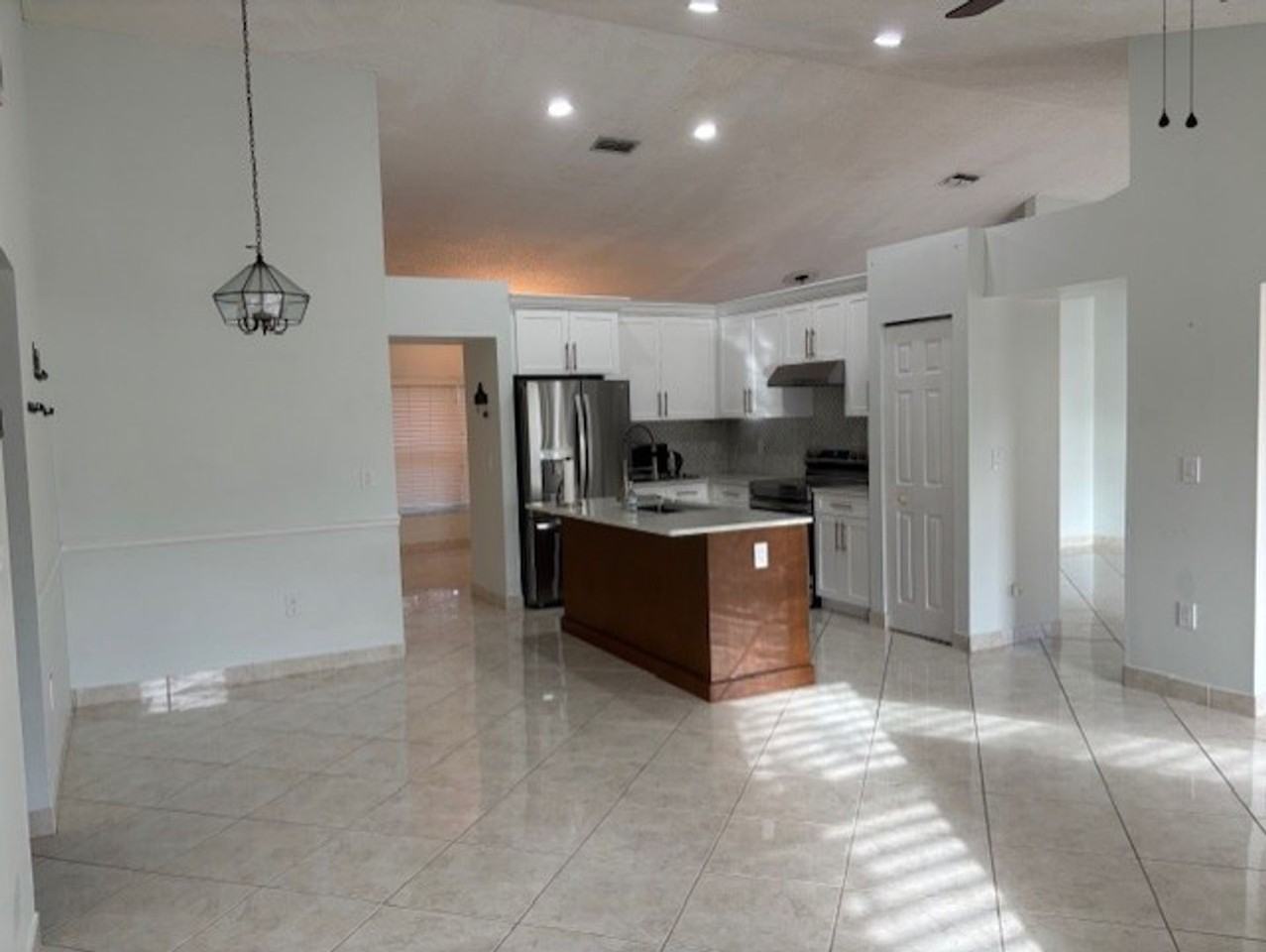 1448 Norwick Dr - Photo 2 of 19