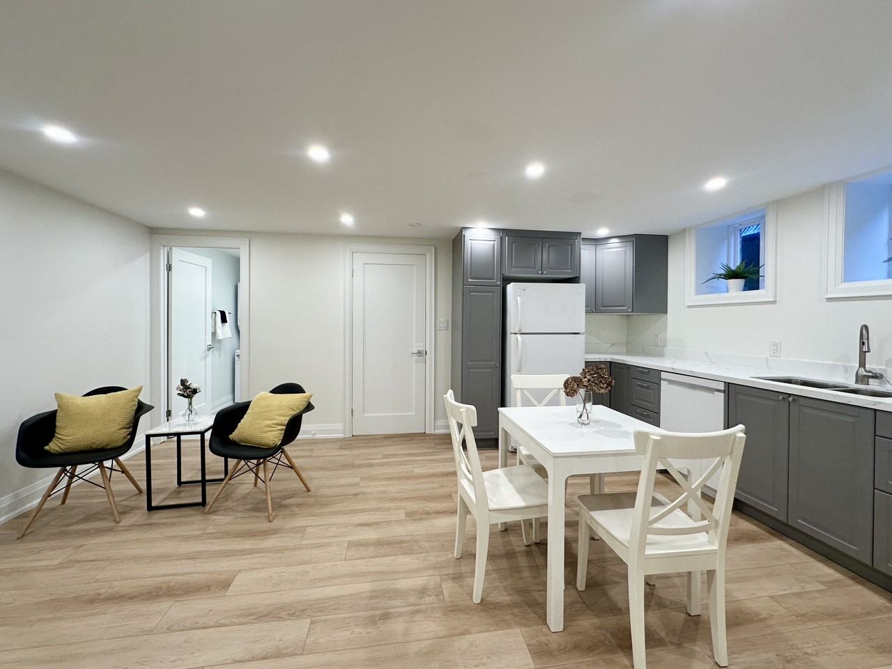 High Park Ave & Annette St - Photo 2 of 12