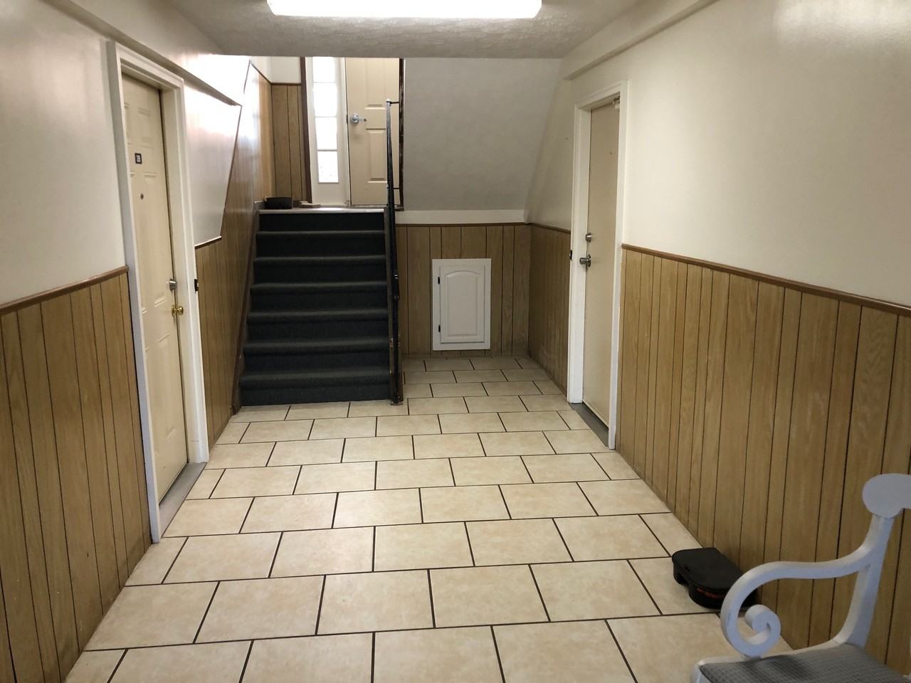 4709 MacCorkle Avenue Southeast Apt 1B - Photo 3 of 11