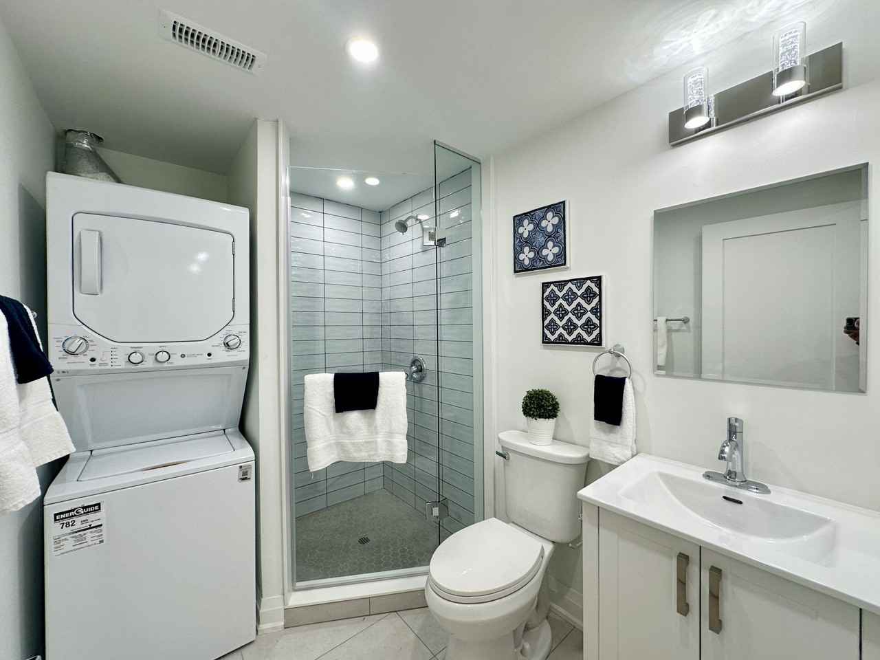 High Park Ave & Annette St - Photo 6 of 12