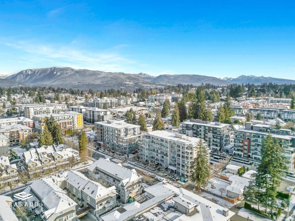 711 Breslay Street #609 - Photo 6 of 26