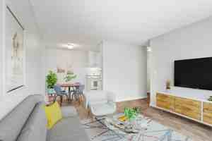 featured image of 615 Hall Ave