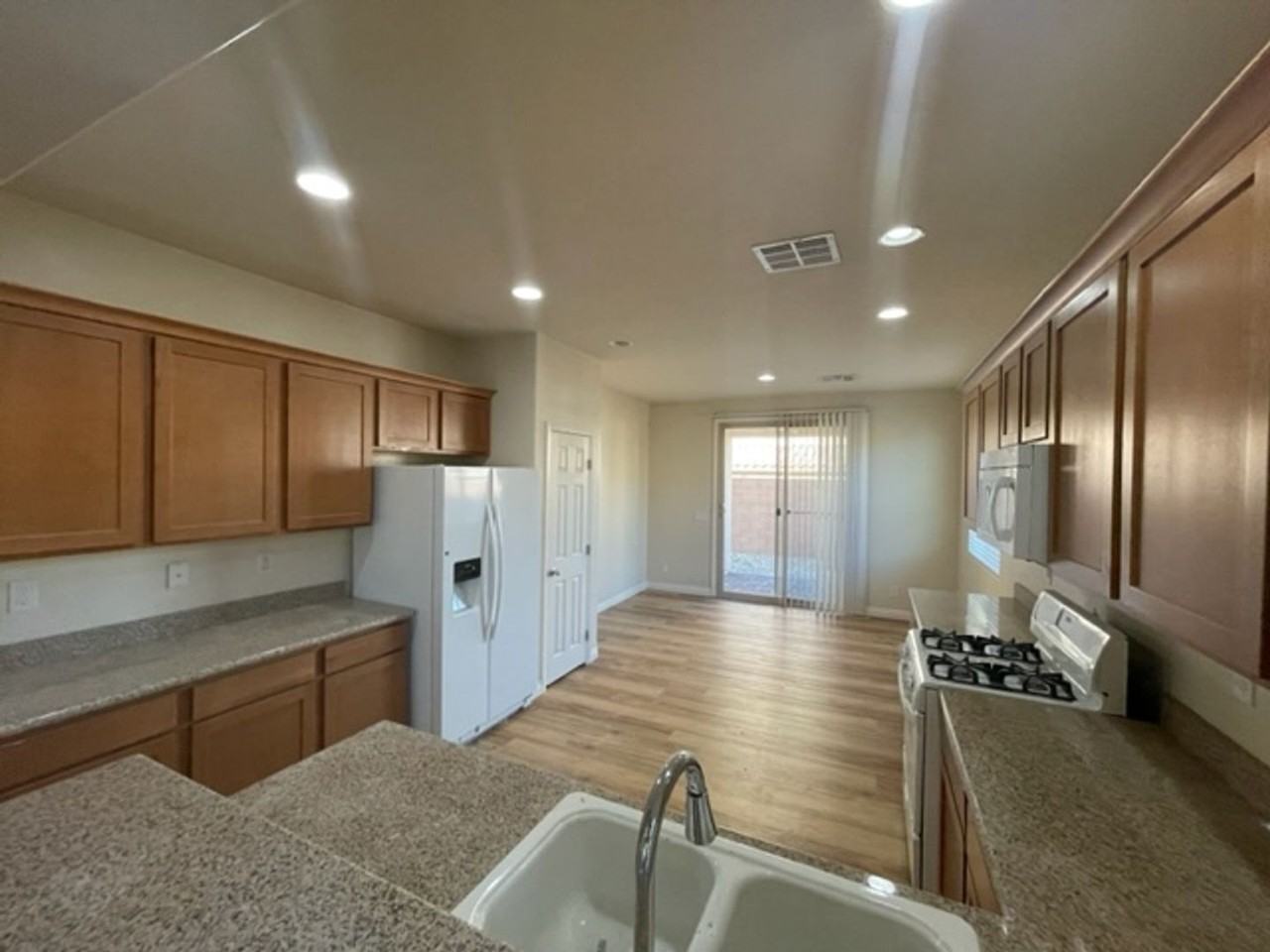 232 Garden Trellis Ct - Photo 7 of 25