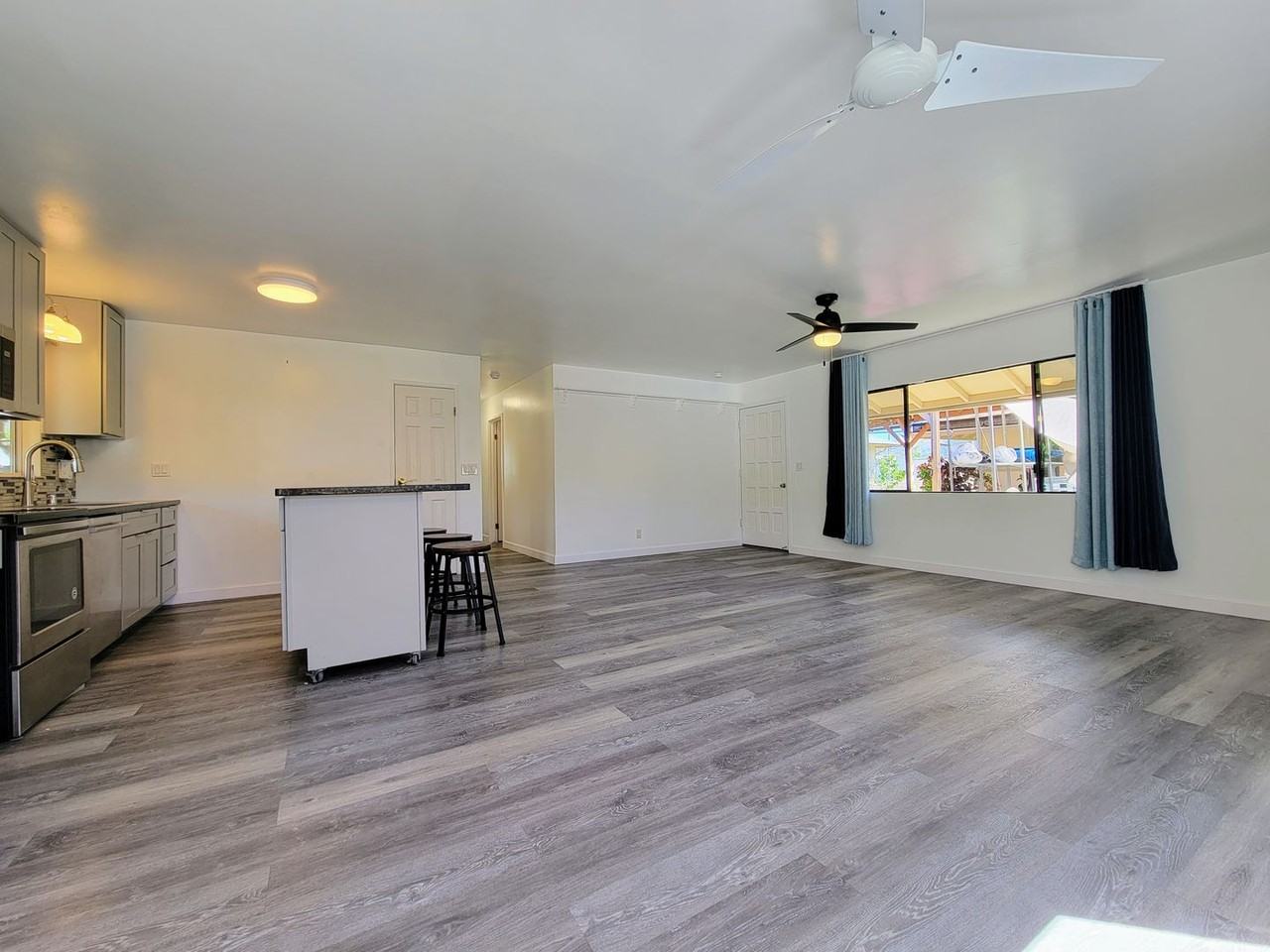 6164 Kalanianaole Hwy - Photo 2 of 30