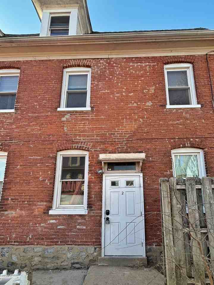 713 Spring Garden St