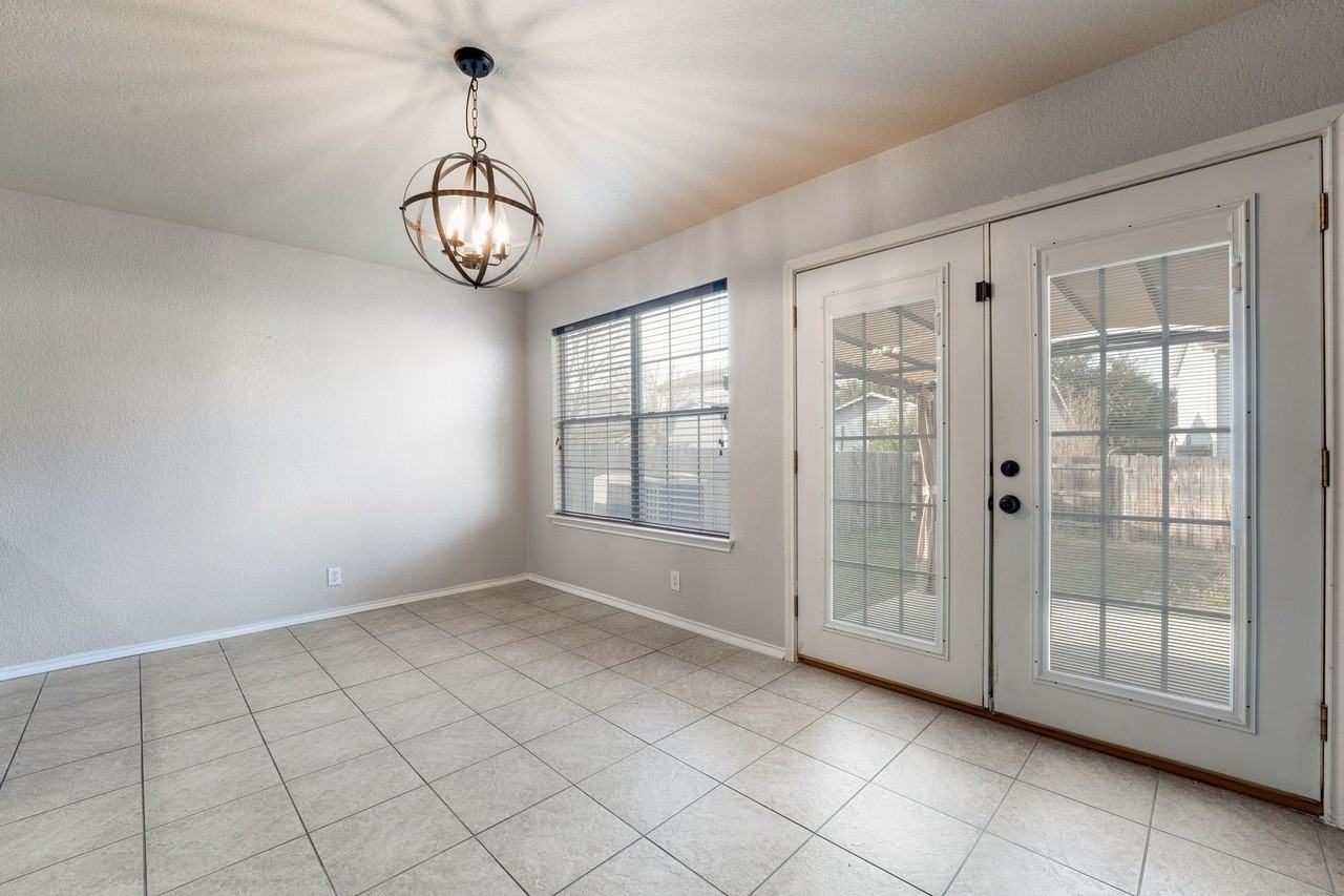 9815 Carswell Peak - Photo 6 of 27