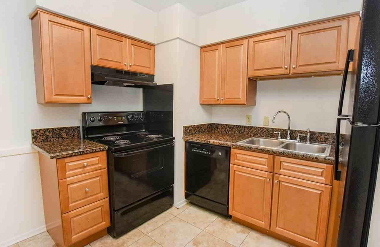 Lafreniere - Photo 6 of 19