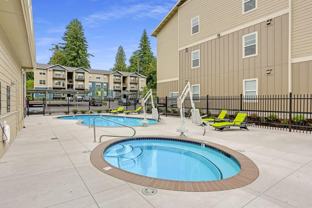 13914 Ne Salmon Creek Ave - Photo 1 of 1