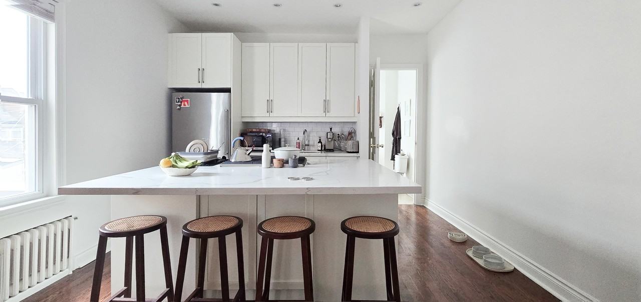 186 Gladstone Avenue #2 - Photo 5 of 20