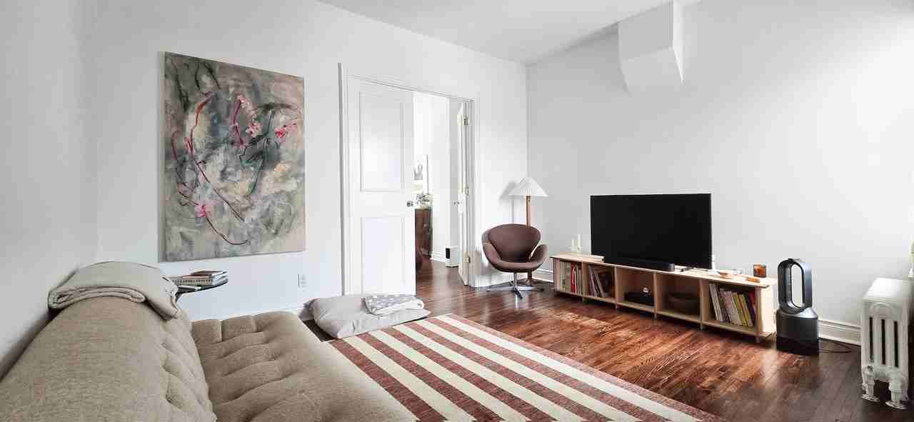 186 Gladstone Avenue #2 - Photo 6 of 20