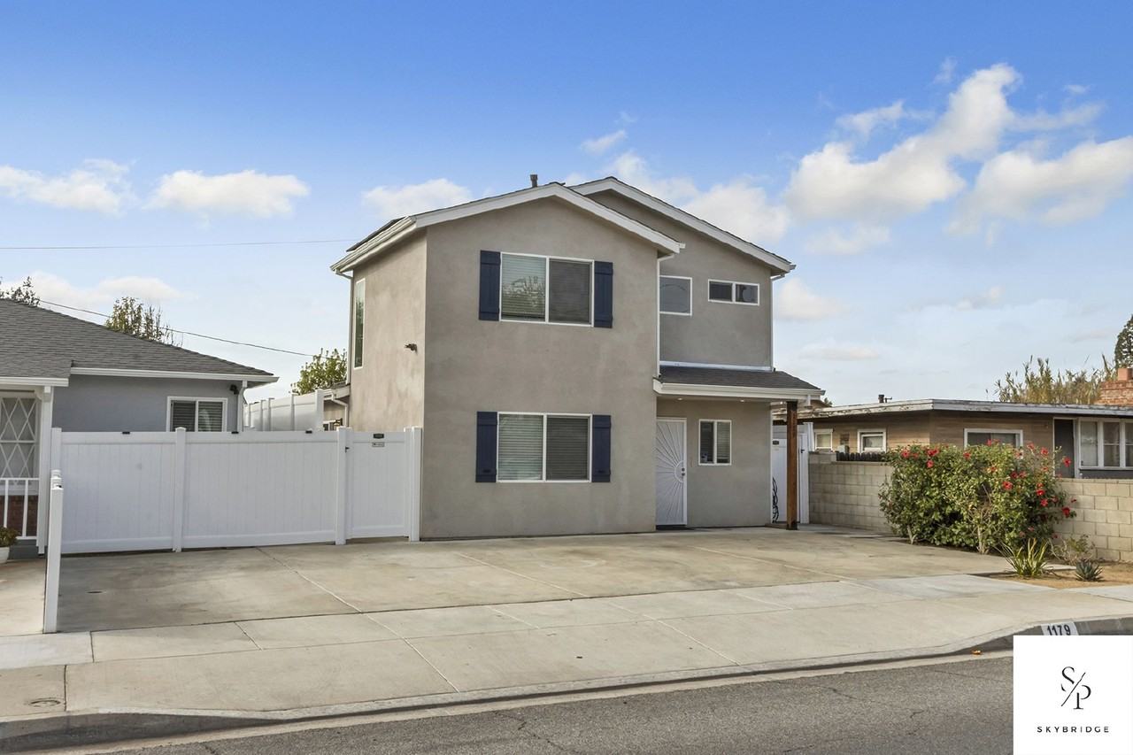 1177 Echelon Ave - Photo 2 of 29