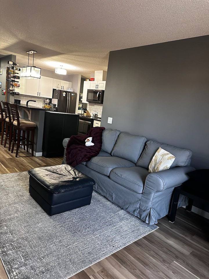 914 20 Street SE #2 - Photo 2 of 19