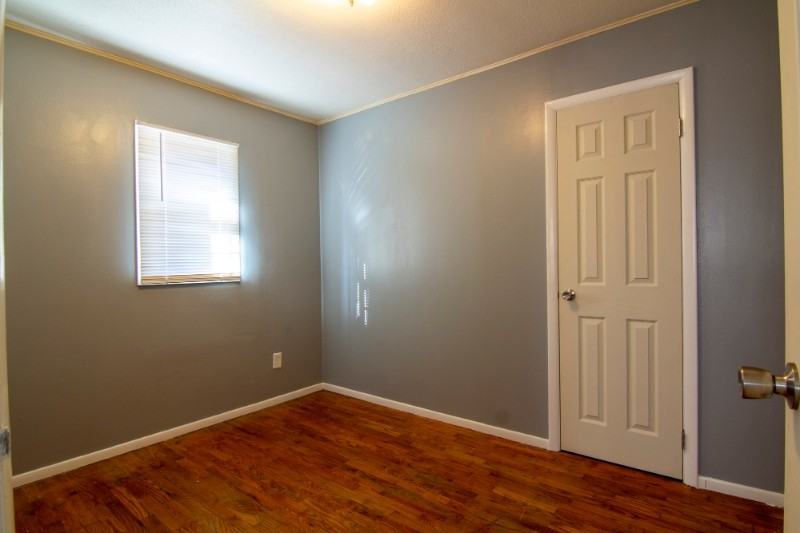 3117 S Nebraska St - Photo 3 of 6