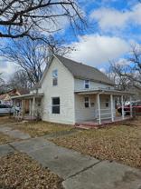 900 W Locust St - Photo 1 of 1