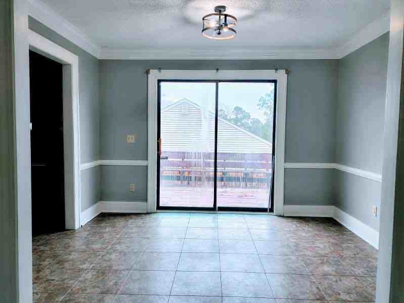 100 Westridge Road - Photo 4 of 13