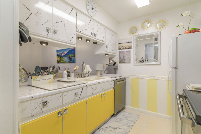 243 Clubhouse Dr #7 - Photo 3 of 17