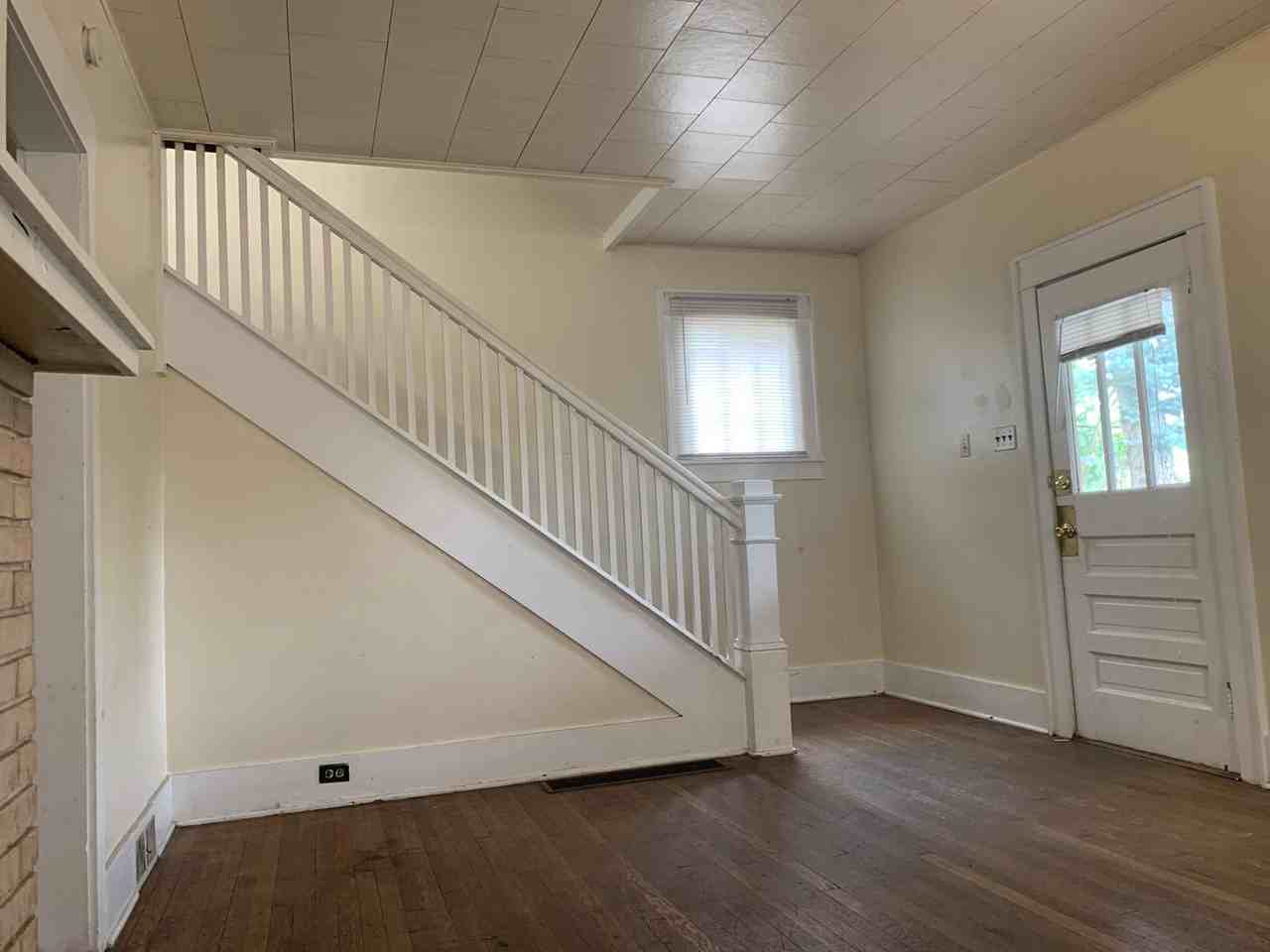 132 Lorentz Ave - Photo 5 of 19