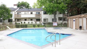 featured image of 1323 Pebble Ct