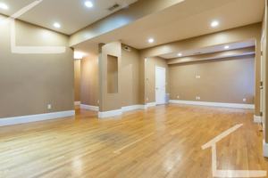 featured image of 1590 Beacon St