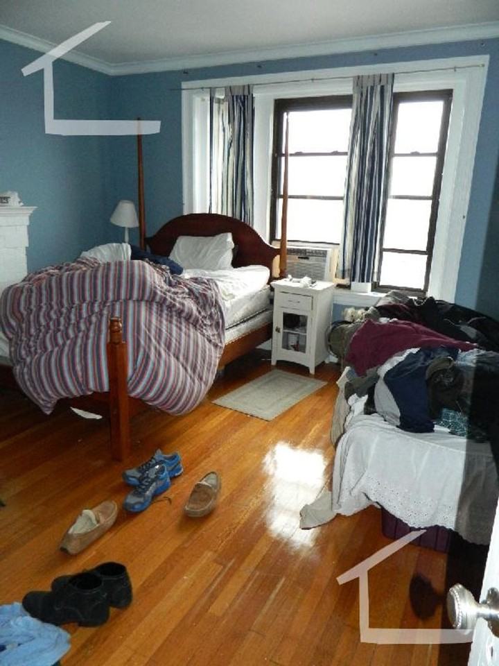 446 Park Drive - Photo 3 of 9