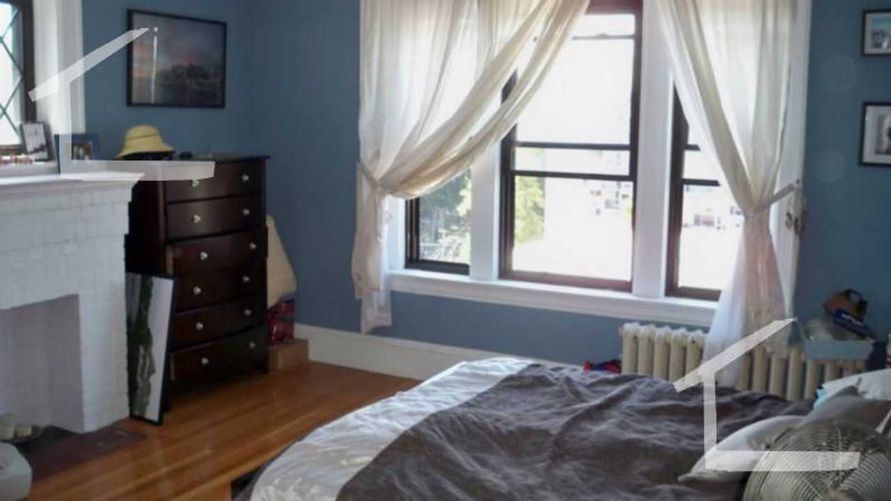 446 Park Drive - Photo 5 of 9