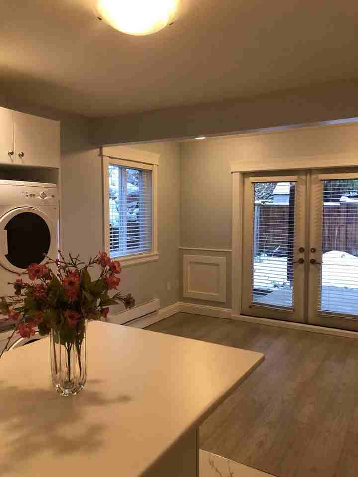 598 29th St W - Photo 3 of 14