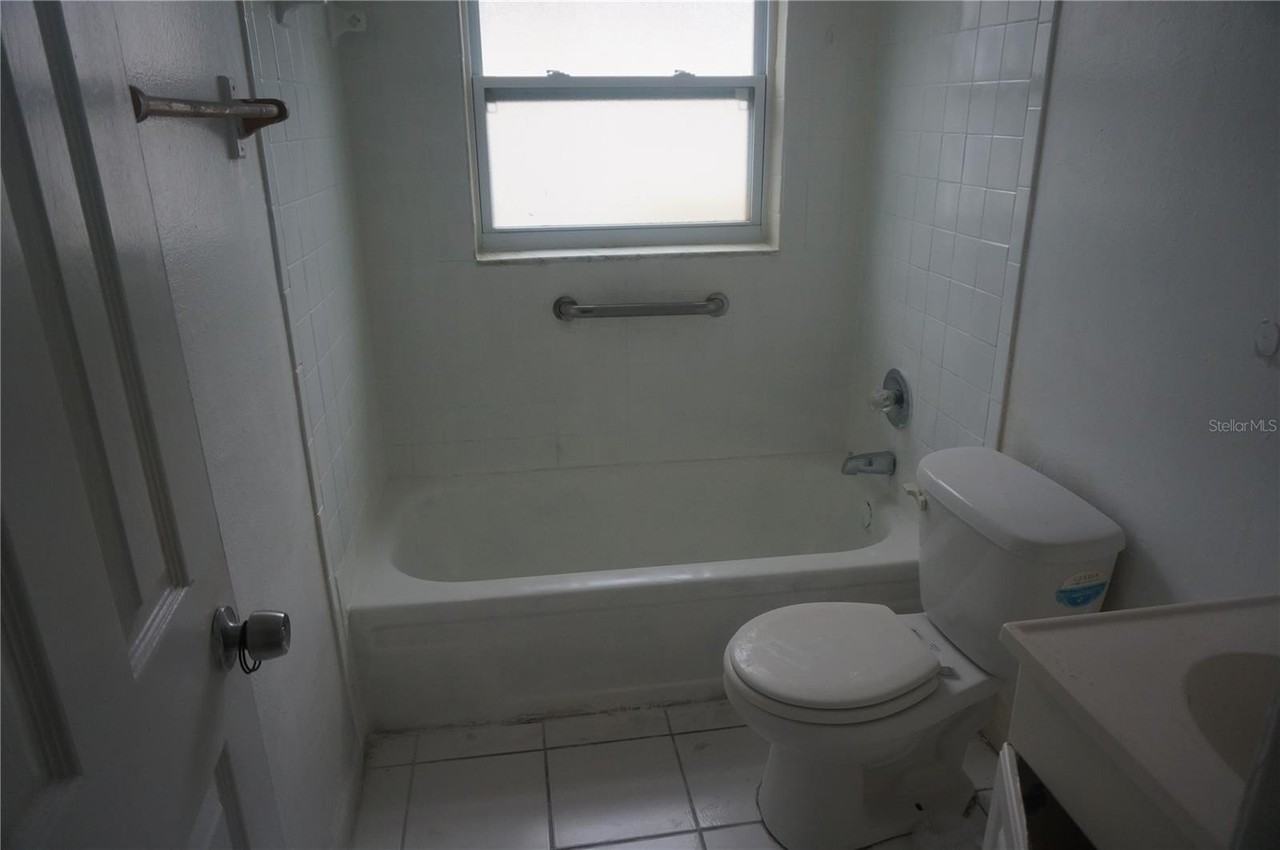 9800 N 10th St - Photo 2 of 8